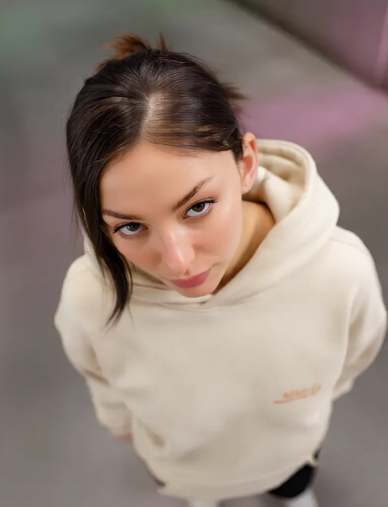 BUBA TEA GRAPHIC Hoodie - Cream Edition